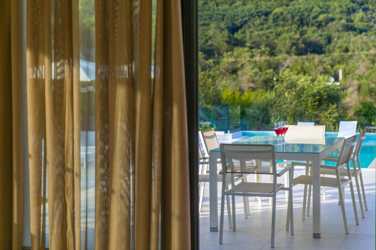 Almyra Villas Halikounas Екстериор снимка